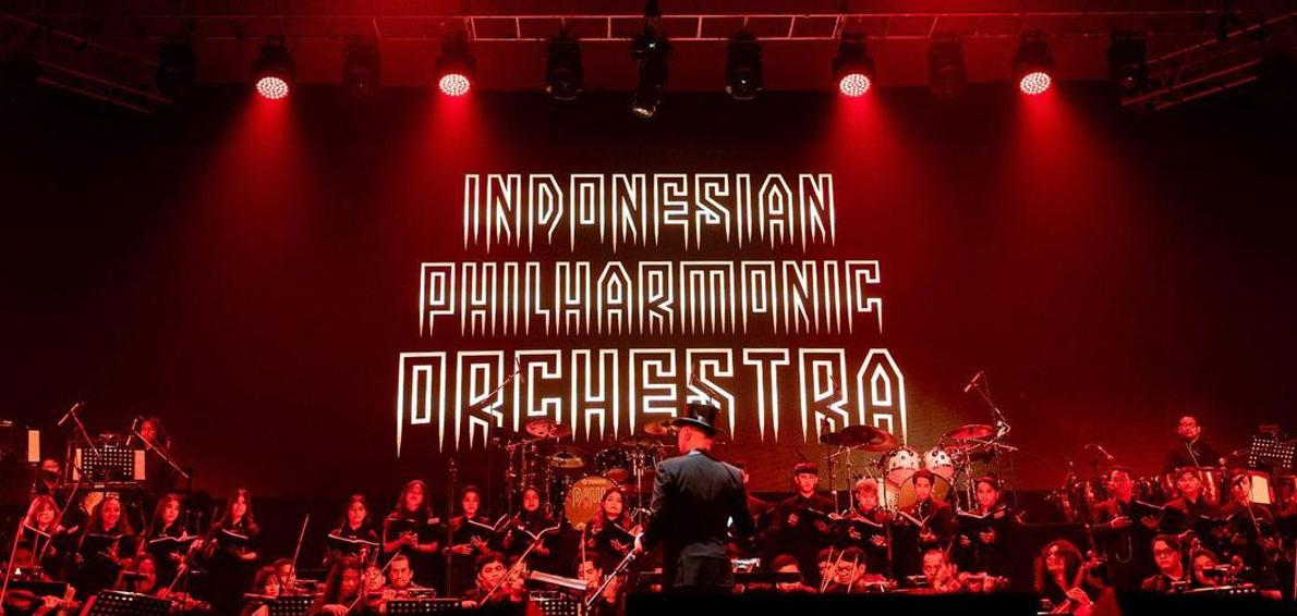 Dewa 19 A Night At the Orchestra Sukses Digelar di Surabaya