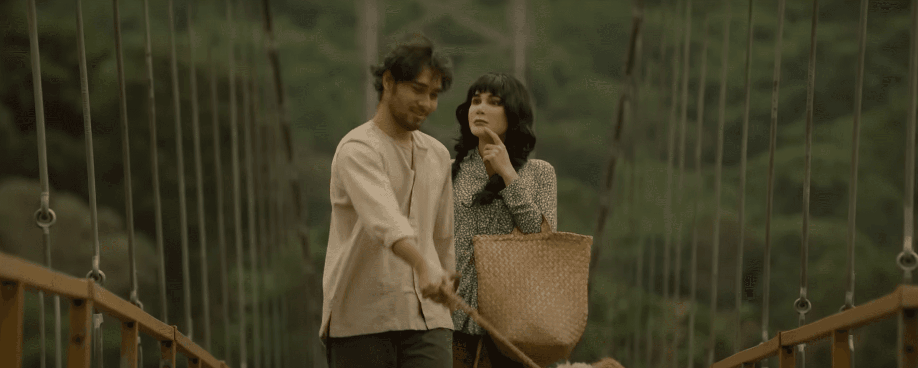 Suzzanna Malam Jumat Kliwon yang Versi Luna Maya Lebih Seram