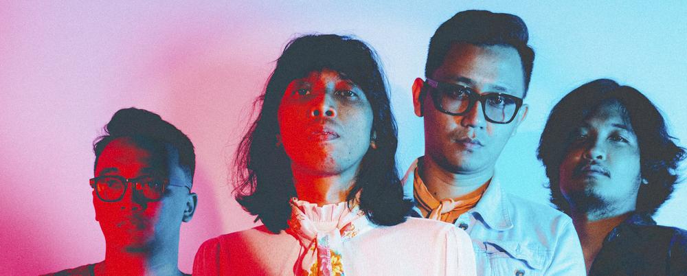 Gandeng Indra Q, Dandelions Rilis Single "Story Biru"