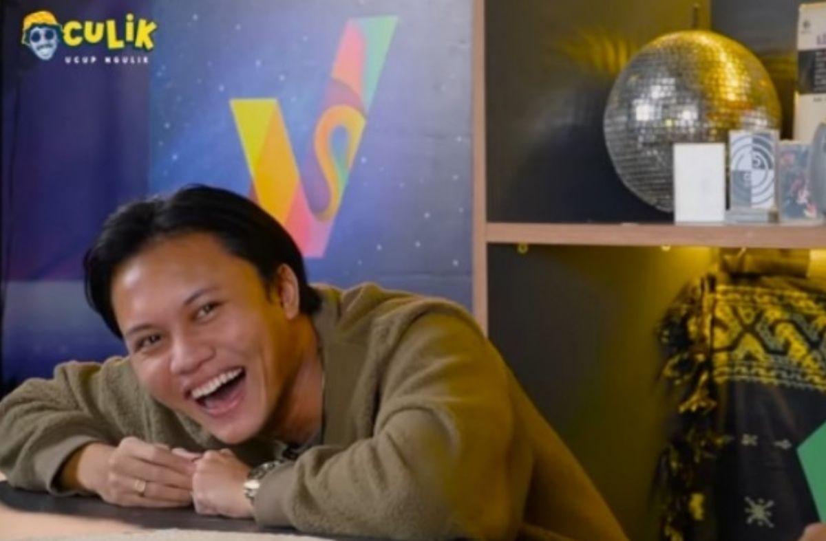 Cerita Rizky Febian dari Jaga Warnet Sampai Jadi Musisi Sukses