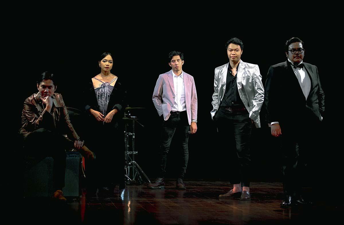 Lirik Lagu “Anything You Want” Reality Club