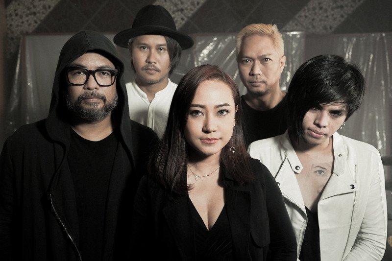 Rasa Trauma Aiu Ratna Hilang Setelah Menjadi Vokalis Band Cokelat