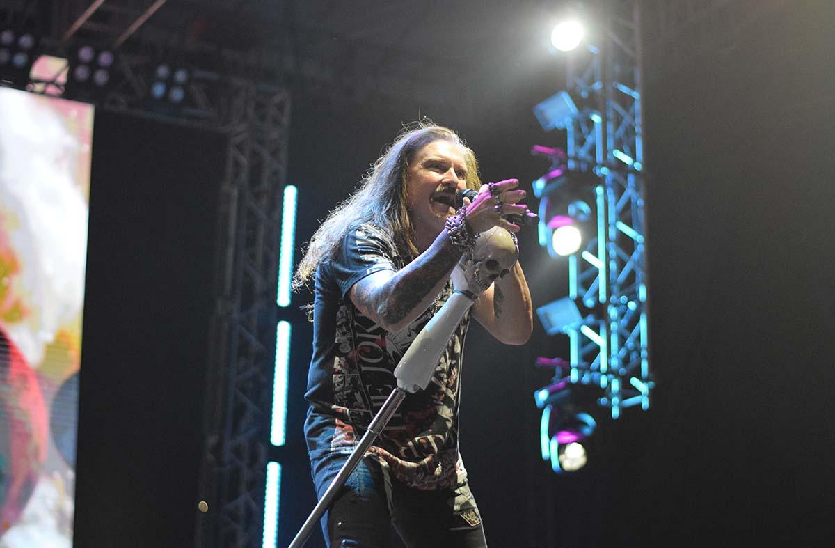 Dream Theater Sukses Meriahkan Kota Solo