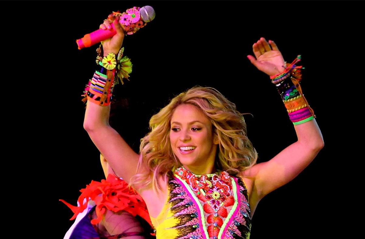 Lagu Piala Dunia Paling Ikonik: Waka Waka atau Wavin’ Flag? 