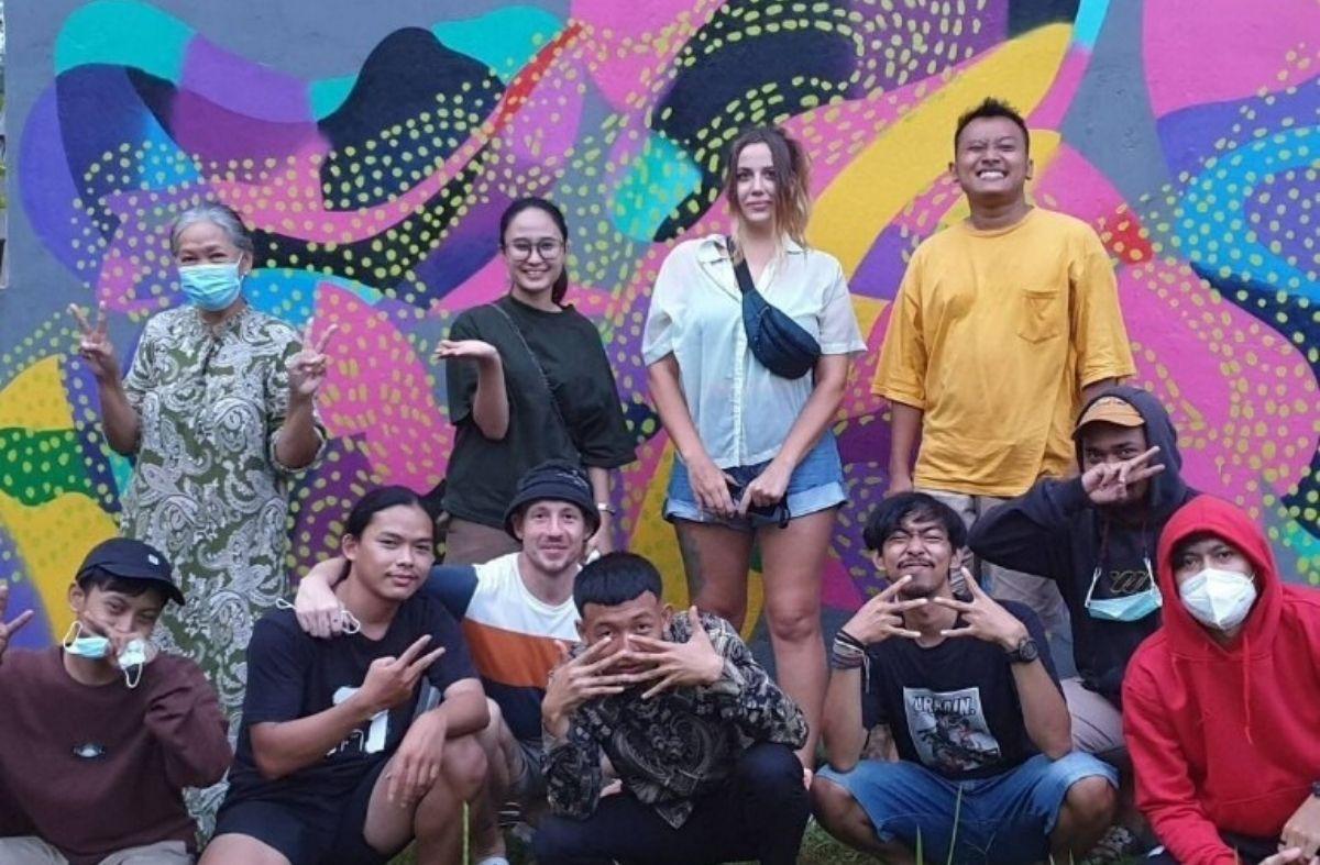 Komunitas Seniman Jalanan, Untuk Kembangkan Ilmu Serta Kenalan