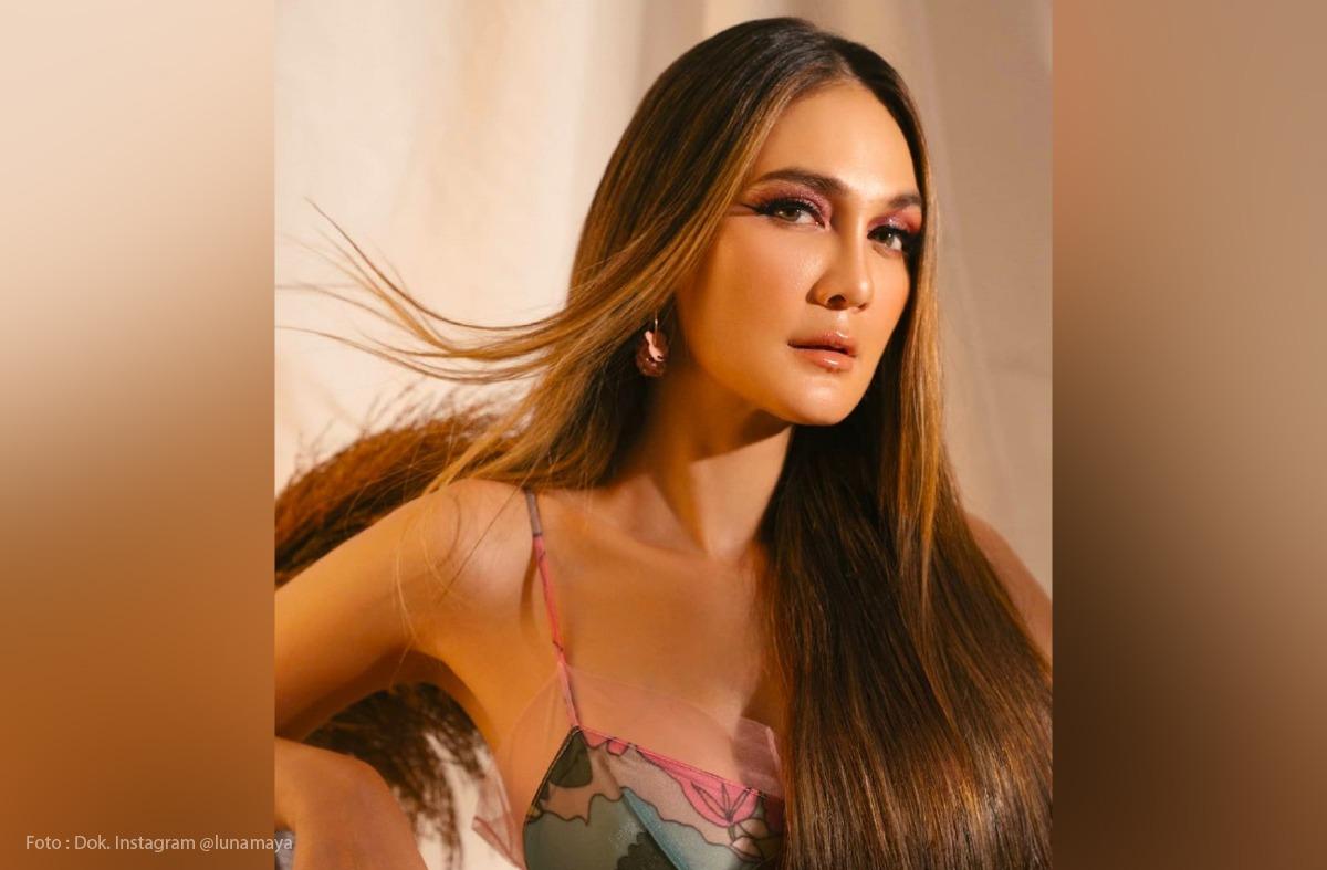 Luna Maya Dijauhi Pemeran Film ''Sabar Ini Ujian'' saat Syuting