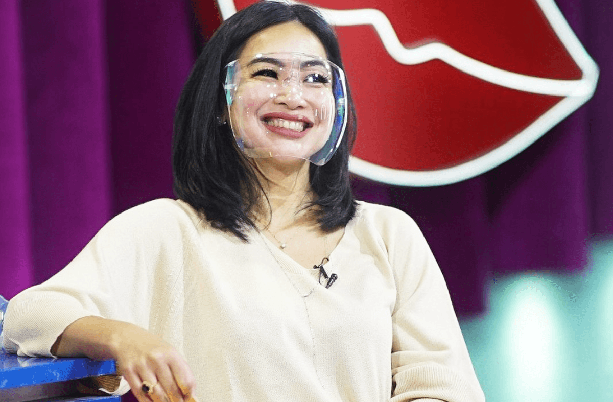 Banyak Orang Gak Tau, Feni Rose Ternyata Peduli dengan Artis yang Sedang Bermasalah