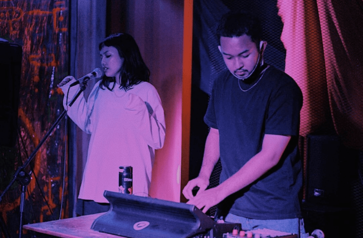 Duo Elektronik White Chorus Rilis Lagu Disappear Sebelum Rilis Album Penuh