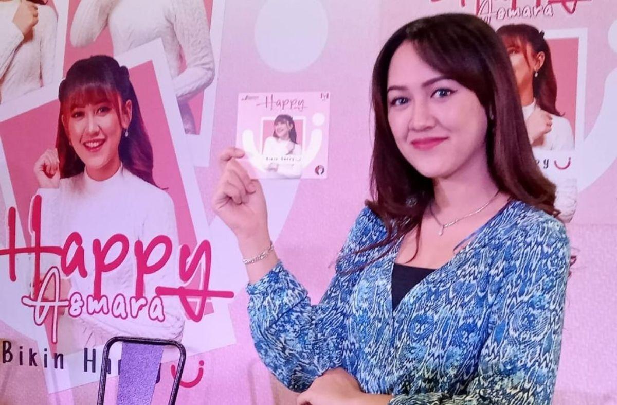 Happy Asmara Luncurkan Album Bikin Happy
