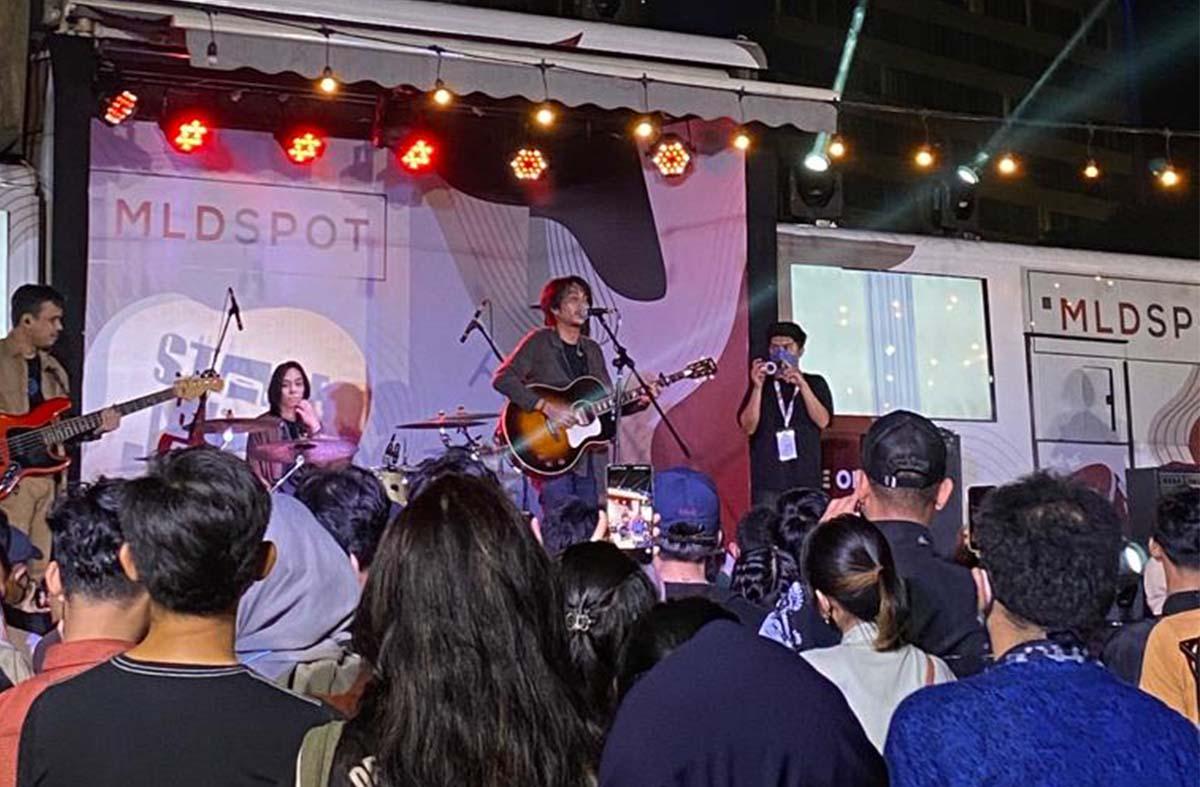 Fiersa Besari Bocorkan Lagu di Album Barunya Pada Panggung Java Jazz Festival 2022
